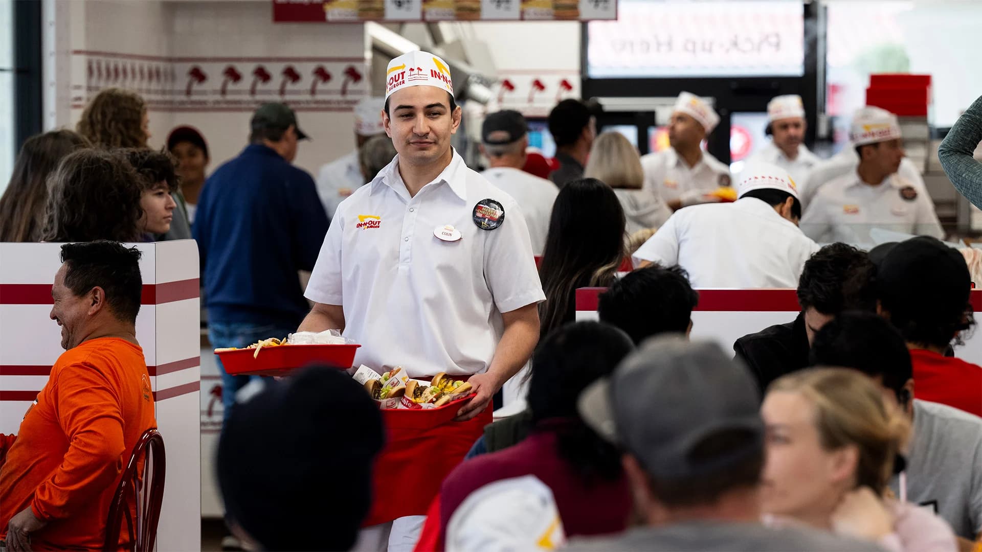 Wage Hikes Force Fast-Food Industry to Cut Costs Elsewhere