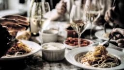 Discount Retail, Restaurants Fuel Store Openings as Market Shifts