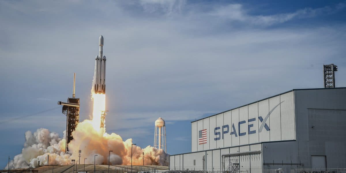 SpaceX Gears Up for Major IPO Push This Week