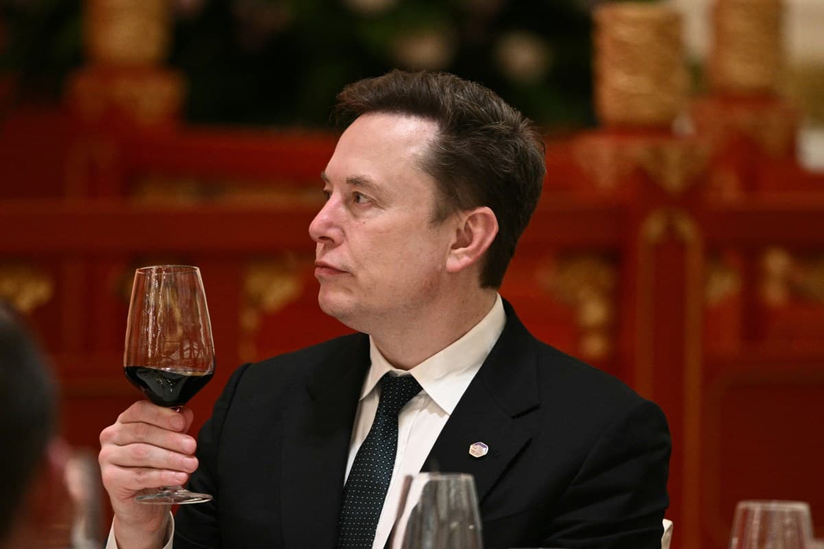 Musk's Energy Pivot: What Solar's Retreat Means for Tech