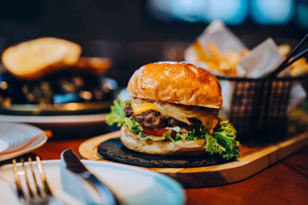 Burger Franchise Opportunities: Finding Your Right Investment Level