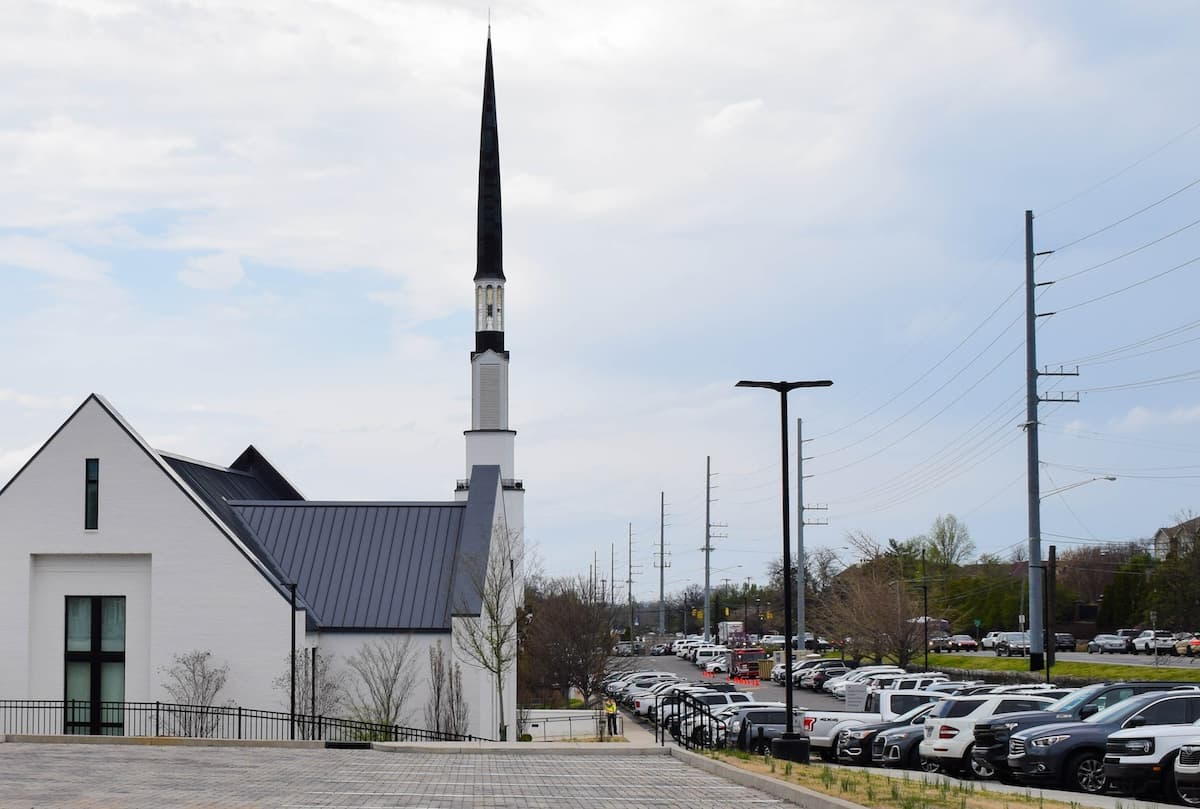 Nashville's Faith Sector Examines How Worship Music Transcends Politics