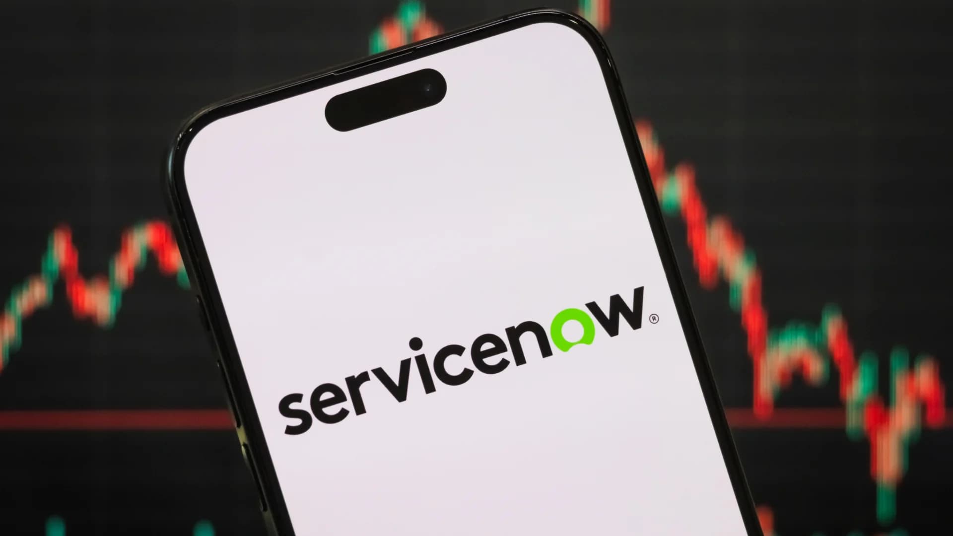 ServiceNow's AI-Powered Surge Signals Opportunity for Local Tech Leaders