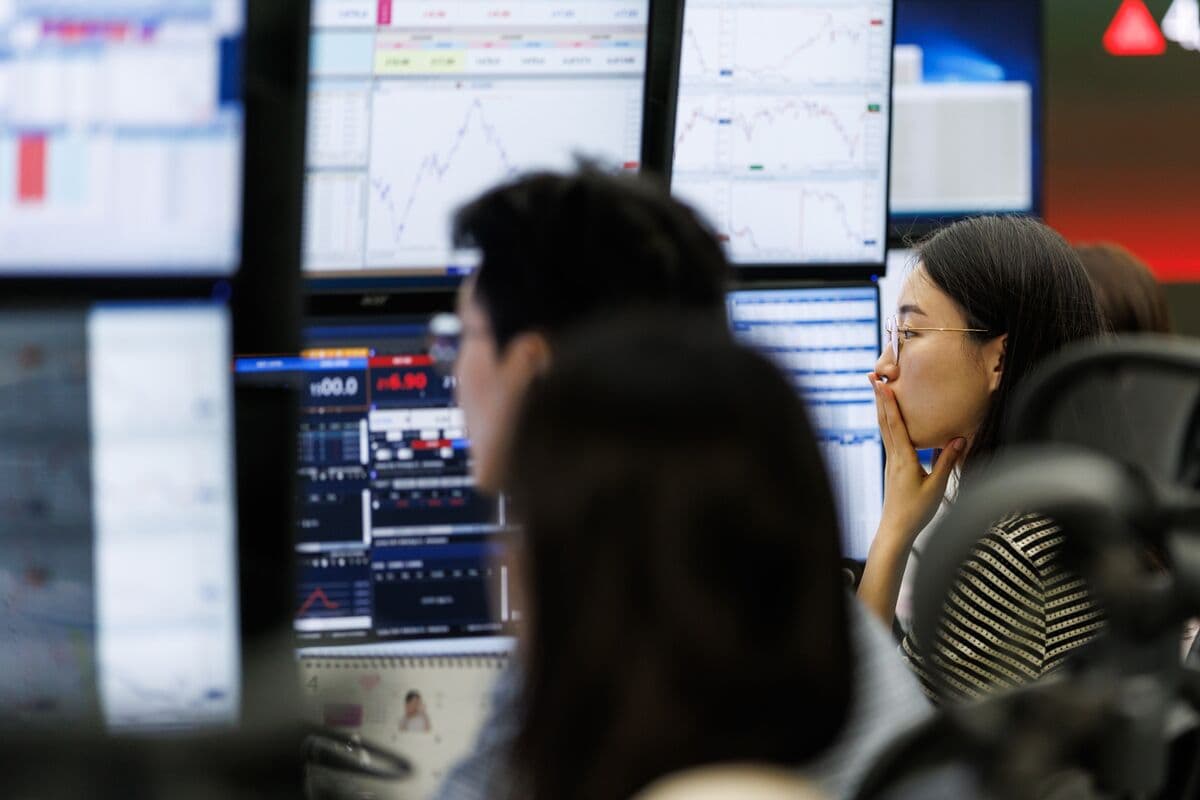 Emerging Market Pullback Signals Shift in AI Investment Momentum