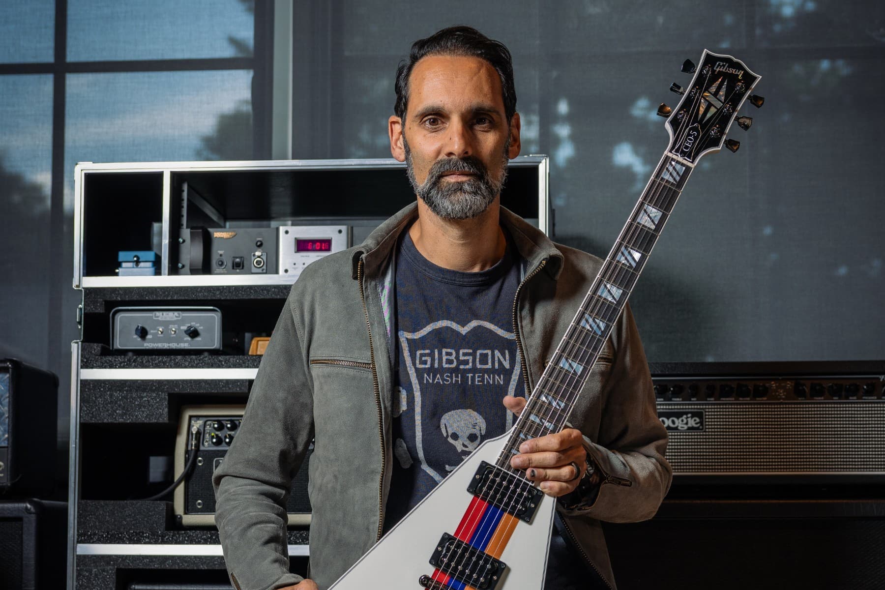 Gibson Guitar Leadership Transition: New Era Begins