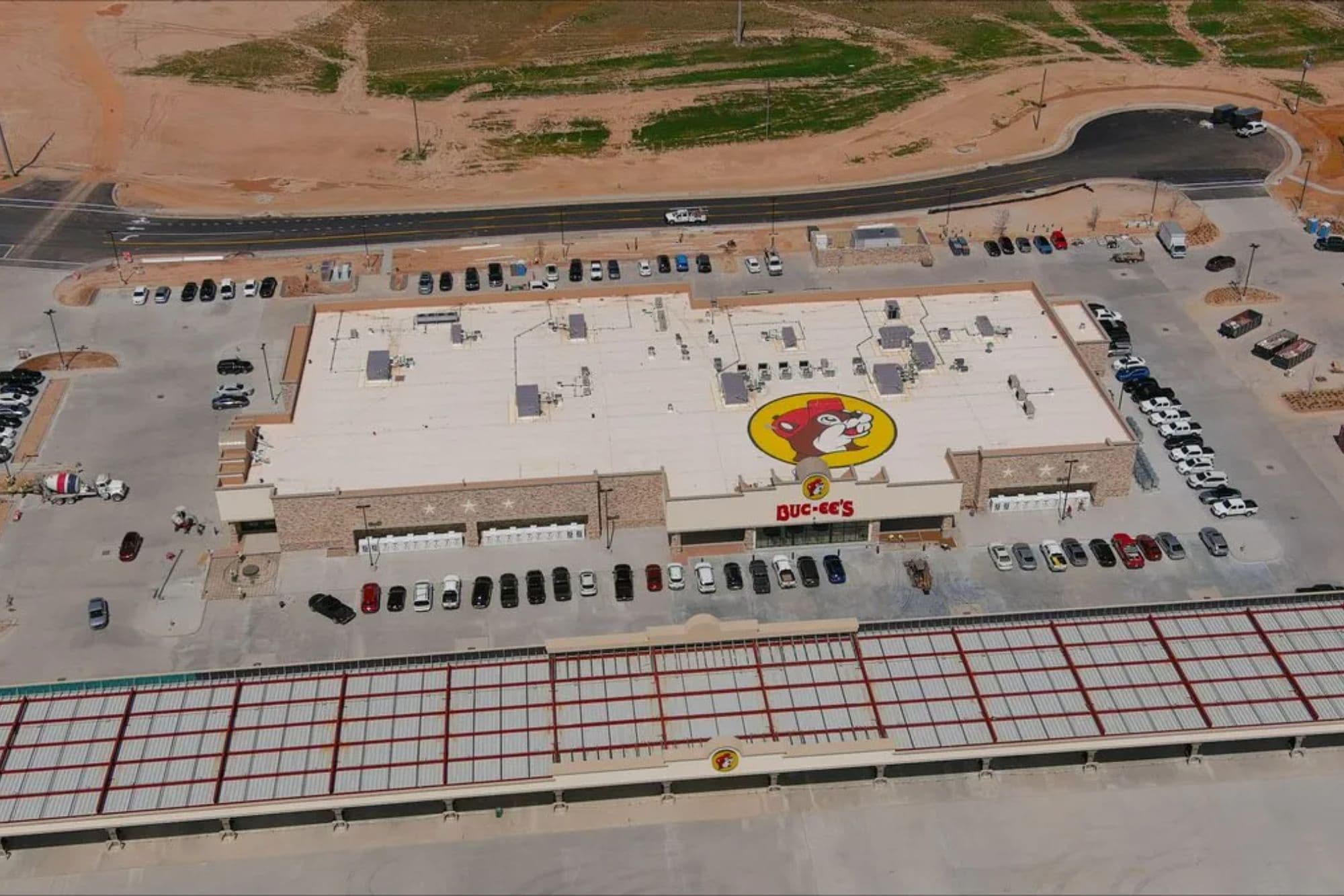 Dolly Parton's Travel Stop Opens, Takes Aim at Buc-ee's Dominance
