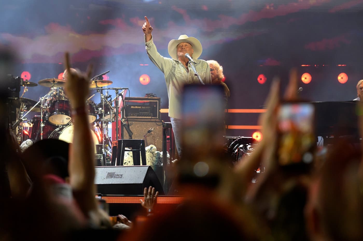 Alan Jackson's Final Concert Marks End of Touring Era