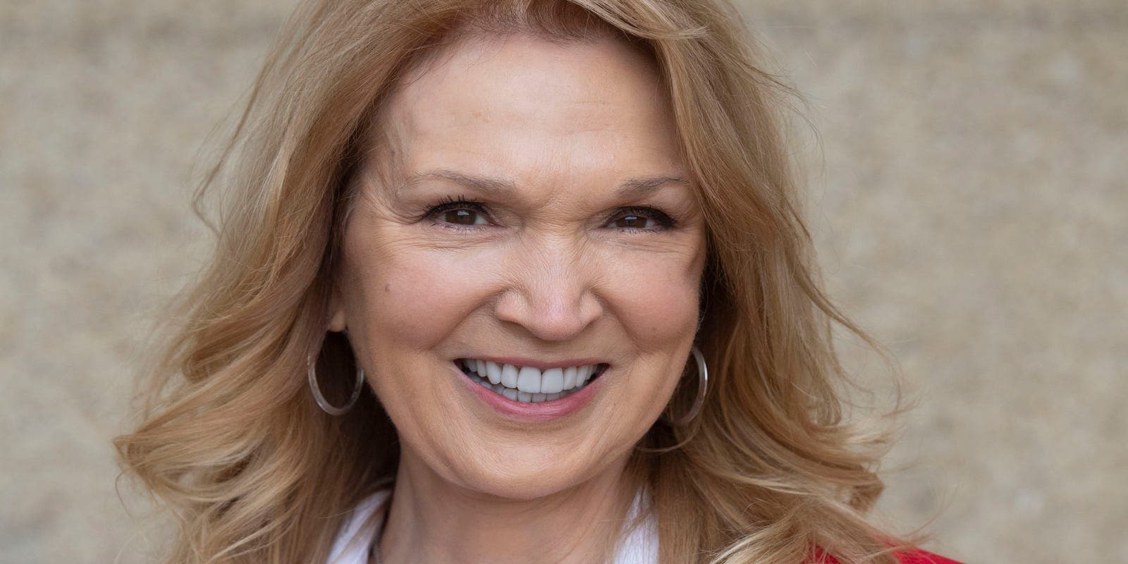 Nashville Broadcasting Faces Talent Exodus as On-Air Staff Depart