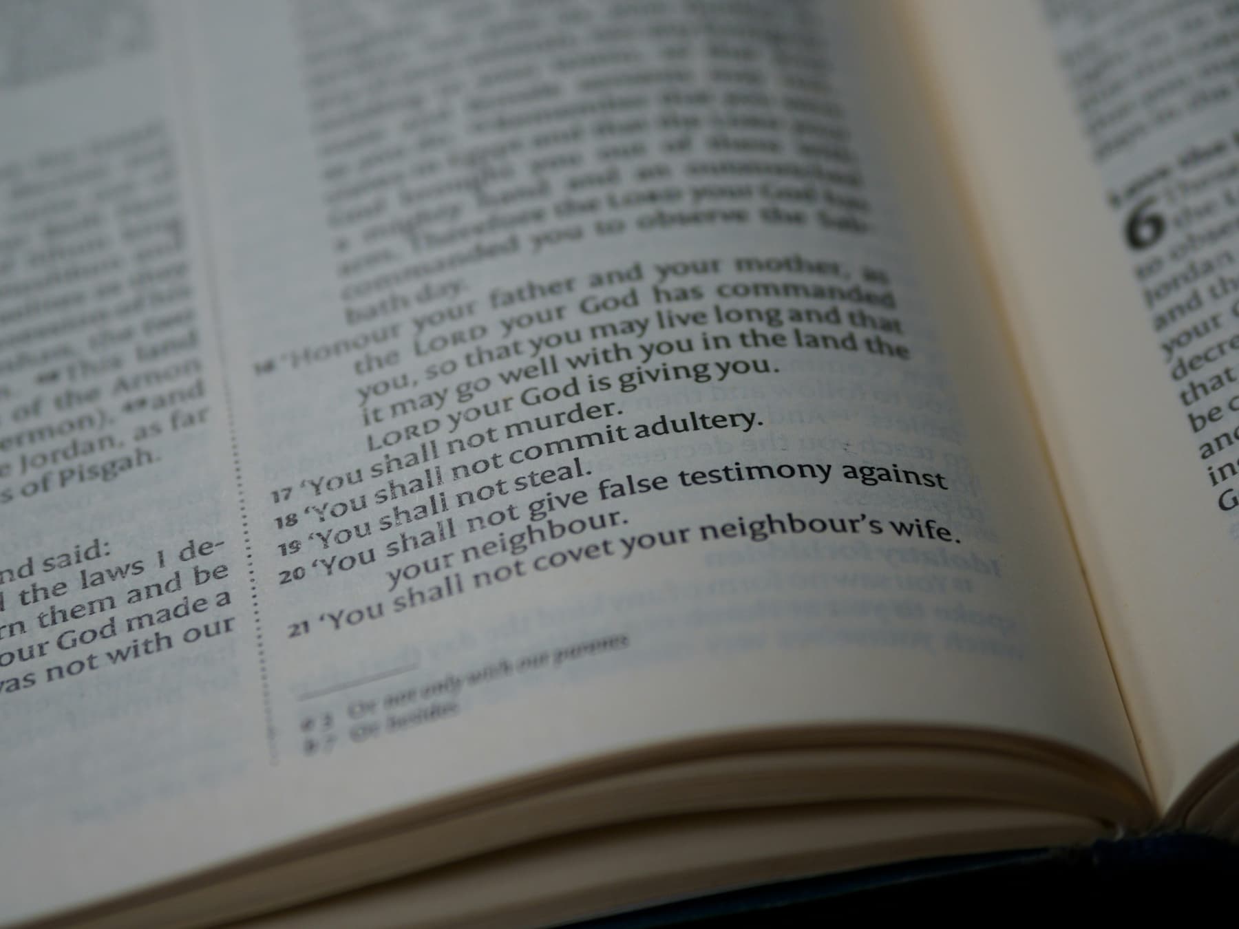 Tennessee School Districts Face Records Requests Over Ten Commandments Displays
