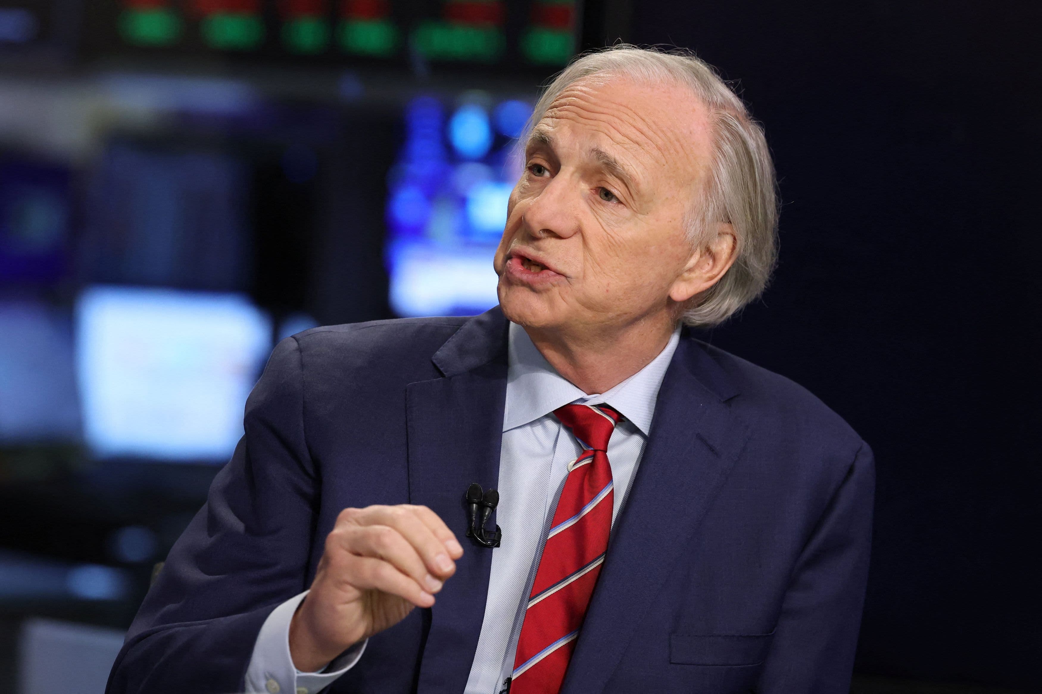 Dalio Warns Debt Buyback Signals Rising Crisis Risk