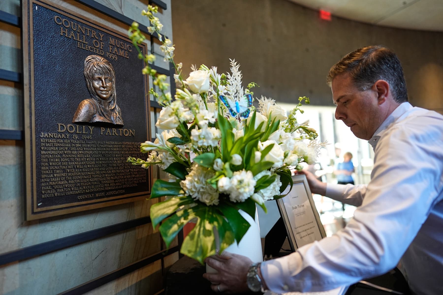 Nashville Mourns Dolly Parton, Entertainment Icon and Philanthropic Leader