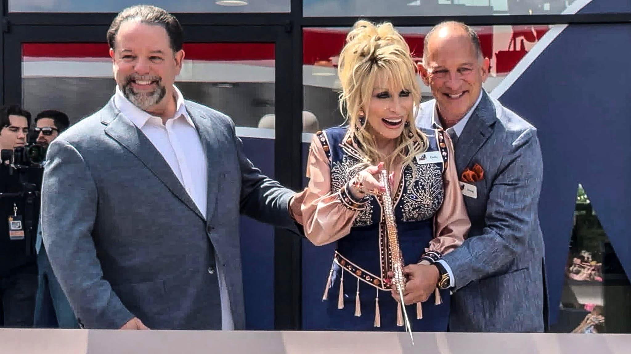 Dolly Parton, Icon of Tennessee Culture, Dies at 80