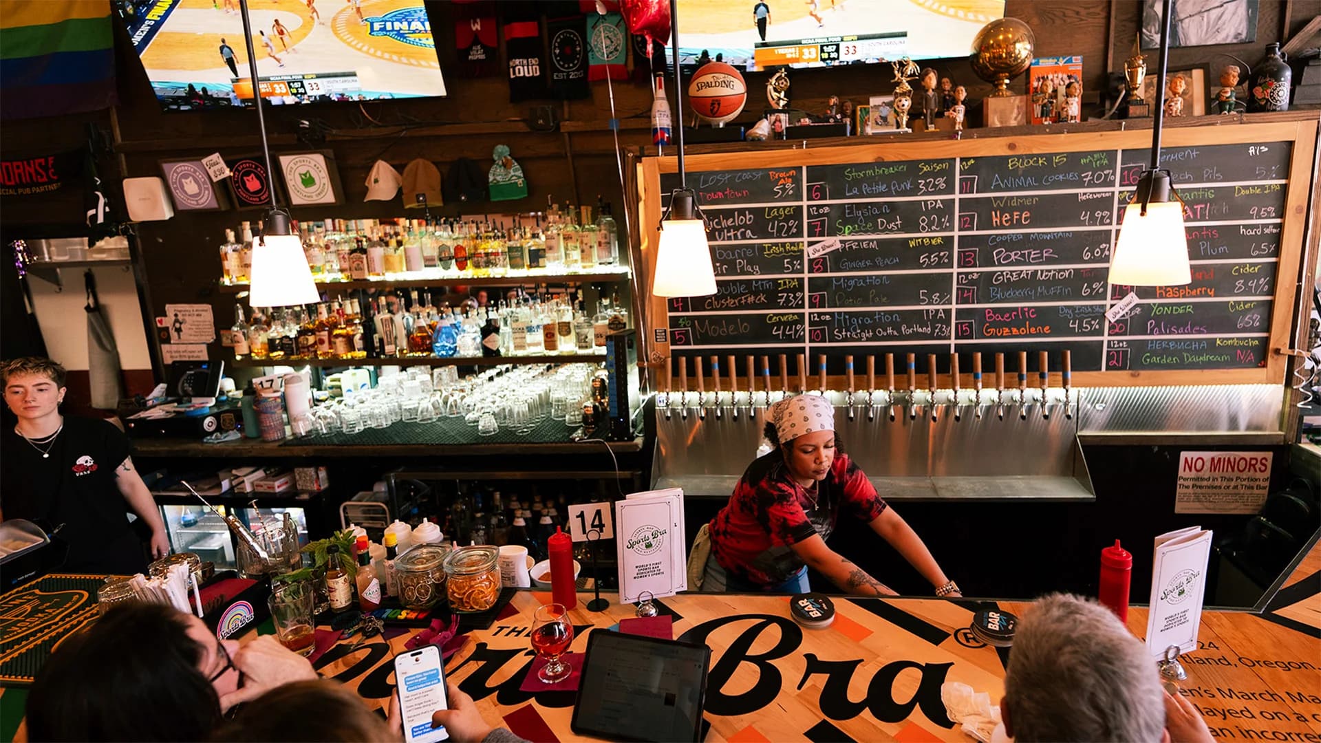 Women's Sports Bar Crowdfunds $1.2M: A Model for Nashville Entrepreneurs