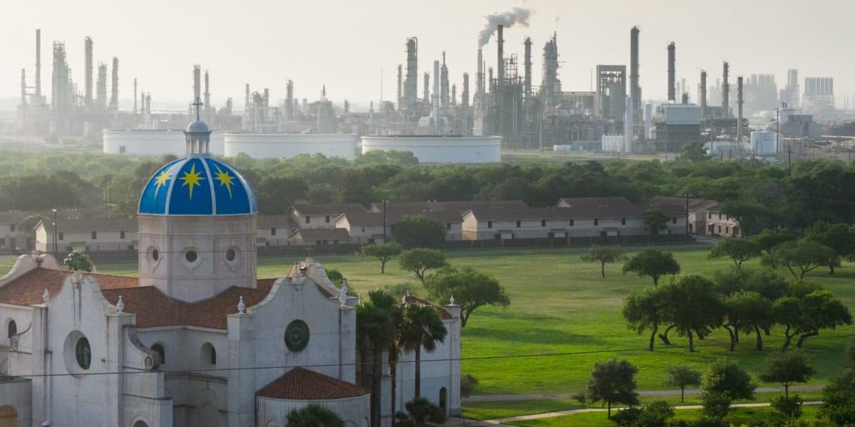 Water Crisis at Major U.S. Oil Hub Raises Supply Chain Concerns