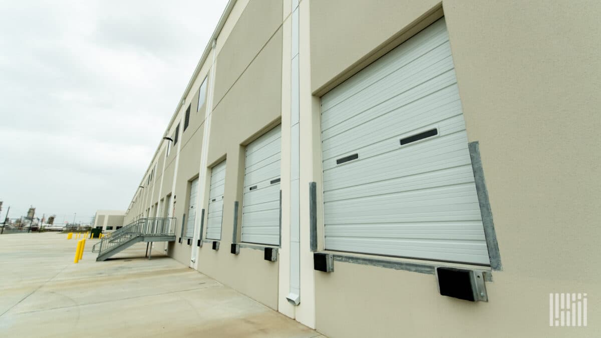 Apollo-Backed Fund Secures $1.4B for Logistics Property Expansion