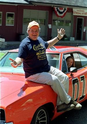 Ben Jones, 'Dukes of Hazzard' Star and U.S. Congressman, Dies at 84