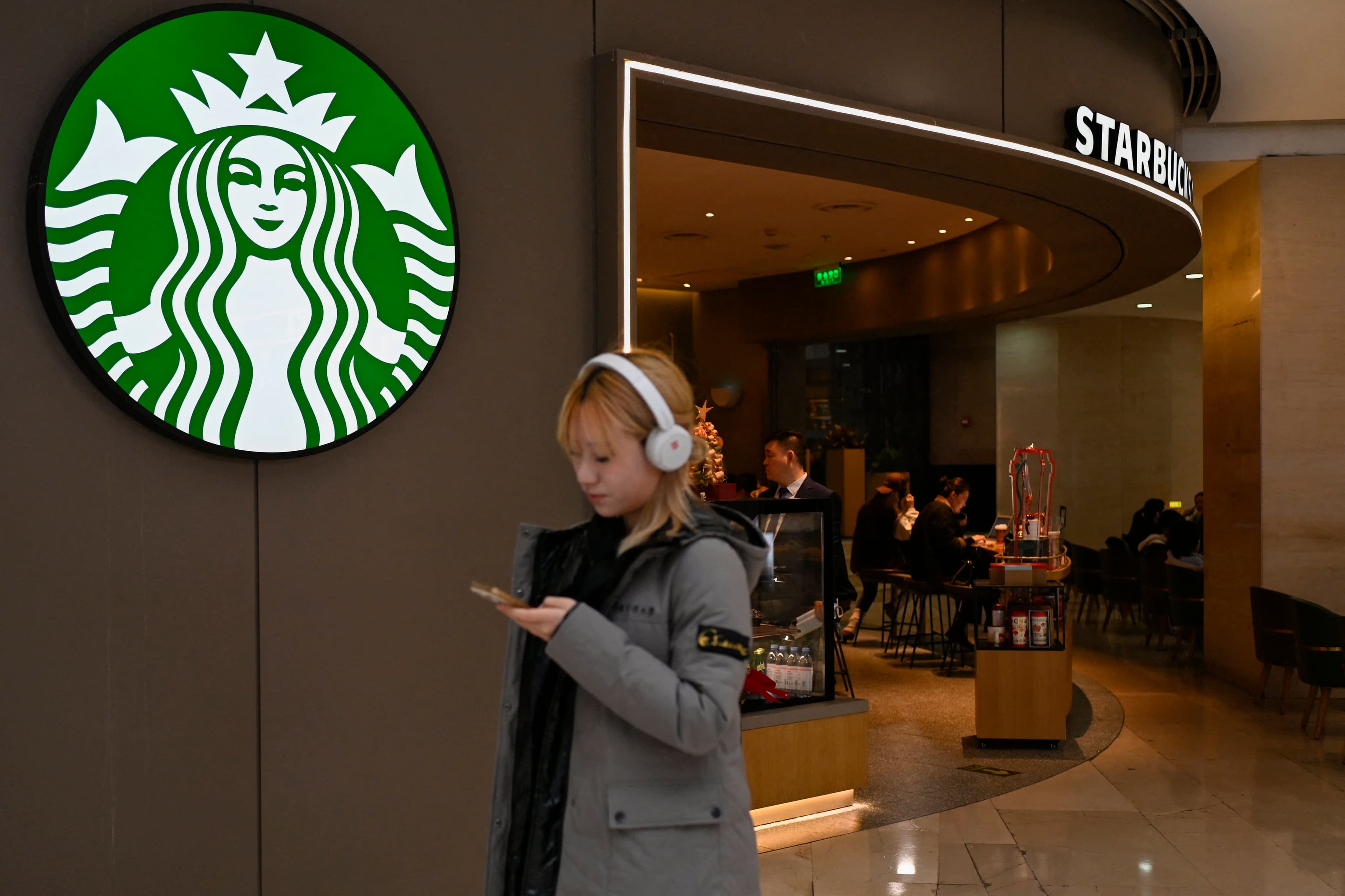 U.S. Brands Face Headwinds in China as Local Rivals Gain Traction